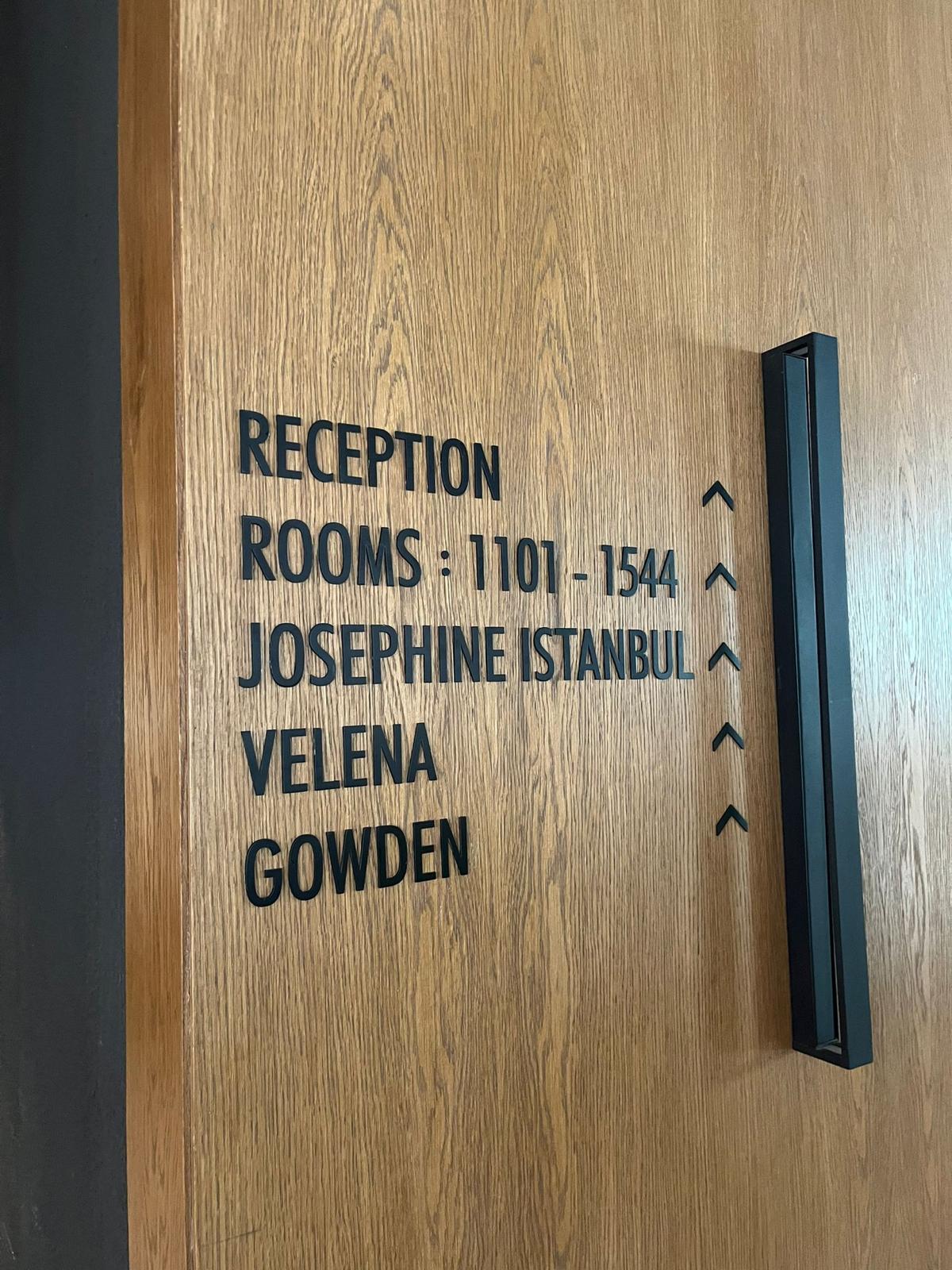 Hotel Wayfinding